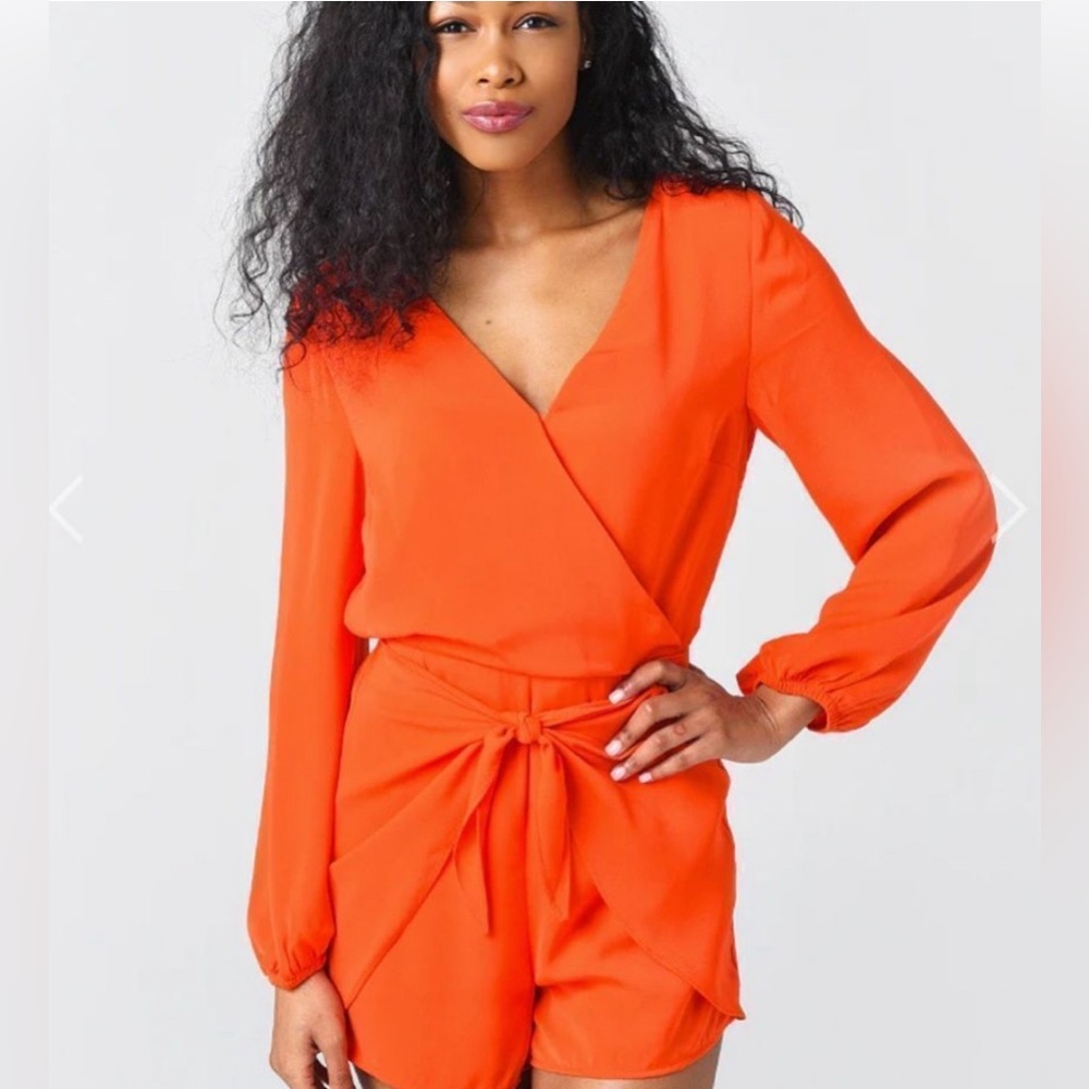 Cupcakes and Cashmere Gideon Red Romper NWT Size XS